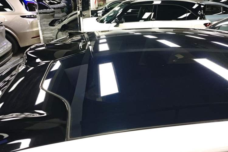 Used Nio ET7 2022 75 kWh Roof