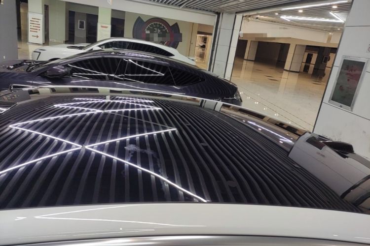 Used Nio ET7 2022 75 kWh Roof