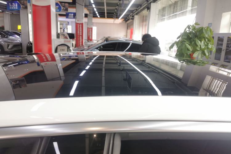 Used Nio ET7 2022 75 kWh Roof