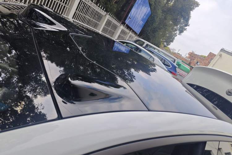 Used Nio ET7 2022 75 kWh Roof