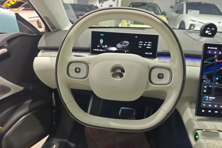 Used Nio ET7 2022 100 kWh Steering Wheel