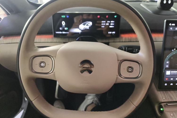 Used Nio ET7 2022 100kWh First Edition Steering Wheel