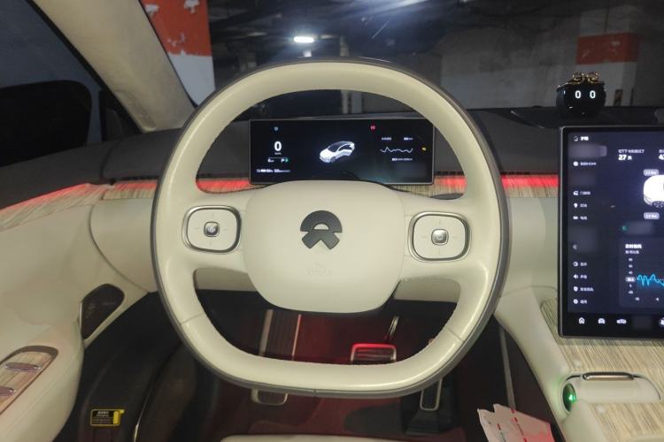 Used Nio ET7 2022 100kWh First Edition Steering Wheel