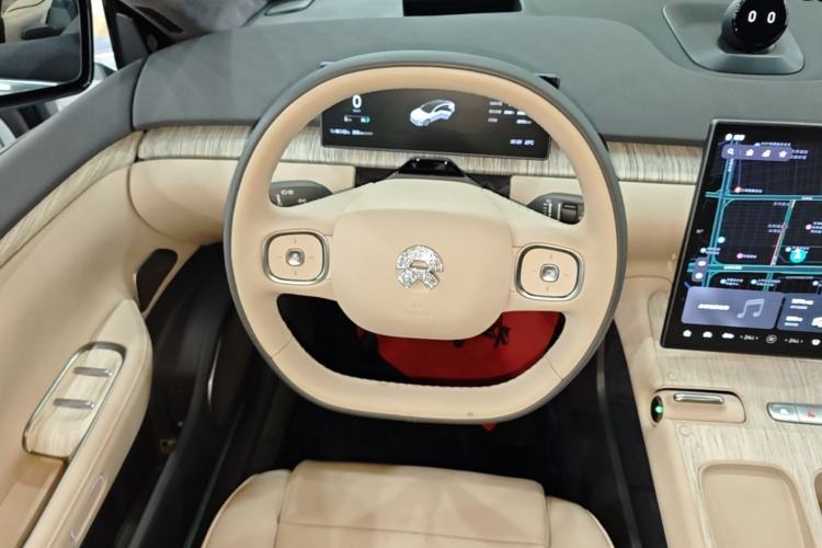 Used Nio ET7 2022 75 kWh Steering Wheel