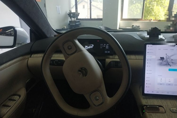 Used Nio ET7 2022 100kWh First Edition Steering Wheel