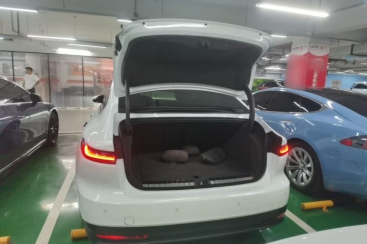 Used Nio ET7 2022 100kWh First Edition Trunk