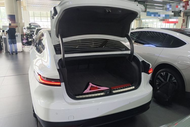 Used Nio ET7 2022 100kWh First Edition Trunk