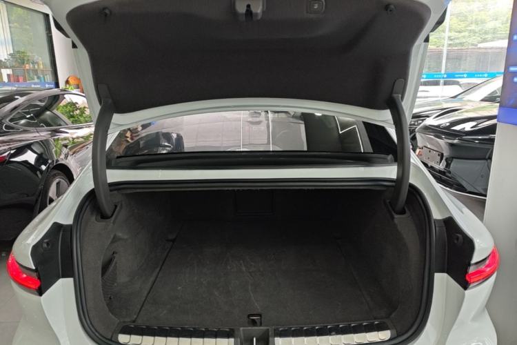 Used Nio ET7 2022 100kWh First Edition Trunk