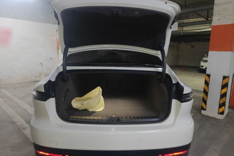 Used Nio ET7 2022 100kWh First Edition Trunk