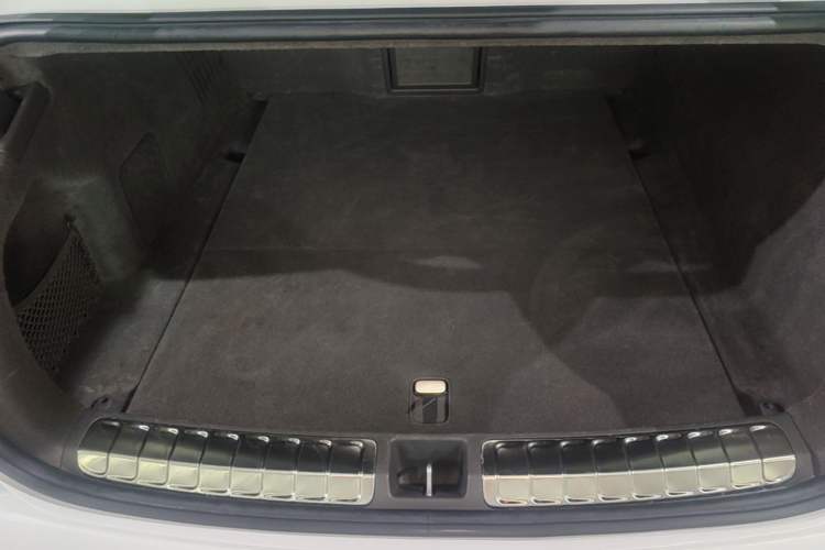 Used Nio ET7 2022 75 kWh Trunk