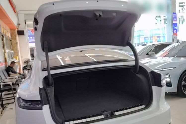 Used Nio ET7 2022 100kWh First Edition Trunk