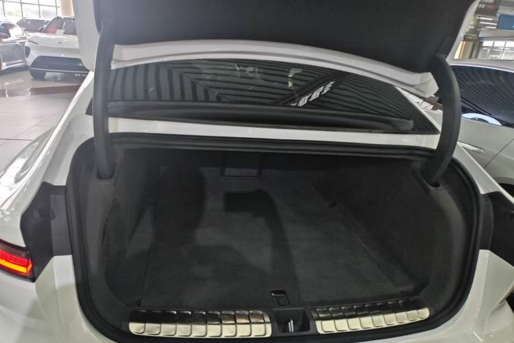 Used Nio ET7 2022 100kWh First Edition Trunk