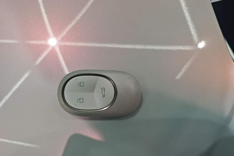 Used Nio ET7 2022 100 kWh Vehicle Key