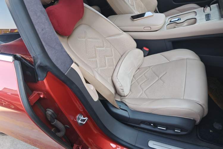 Used Nio ET7 2022 100kWh First Edition Right Front Seat