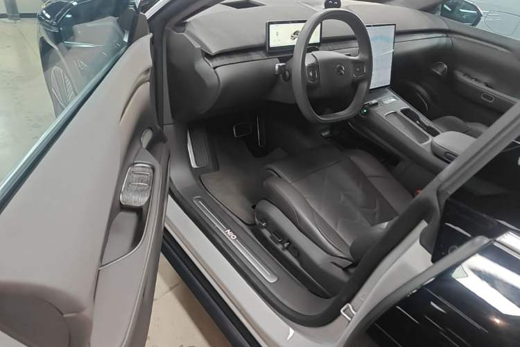 Used Nio ET7 2023 100kWh Signature Edition Driver Seat