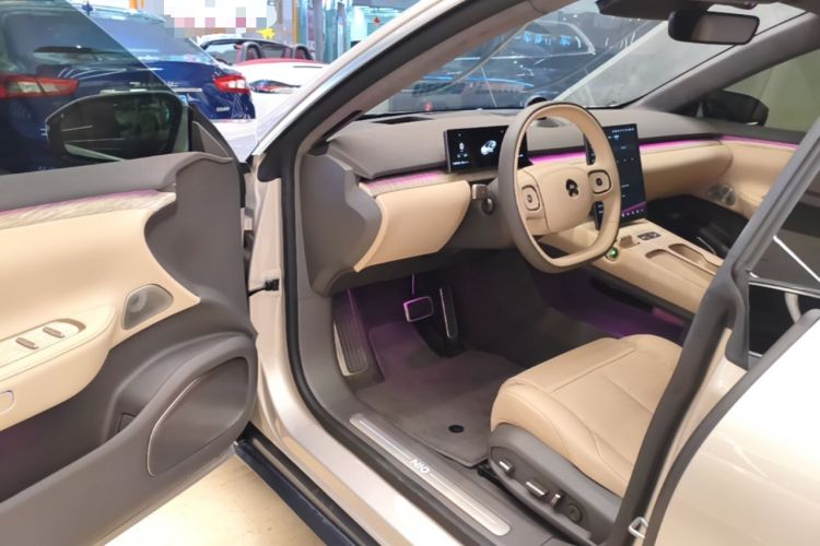 Used Nio ET7 2023 75 kWh Driver Seat