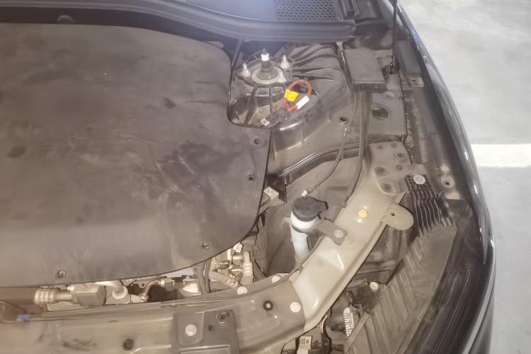 Used Nio ET7 2023 75 kWh Engine Bay Left