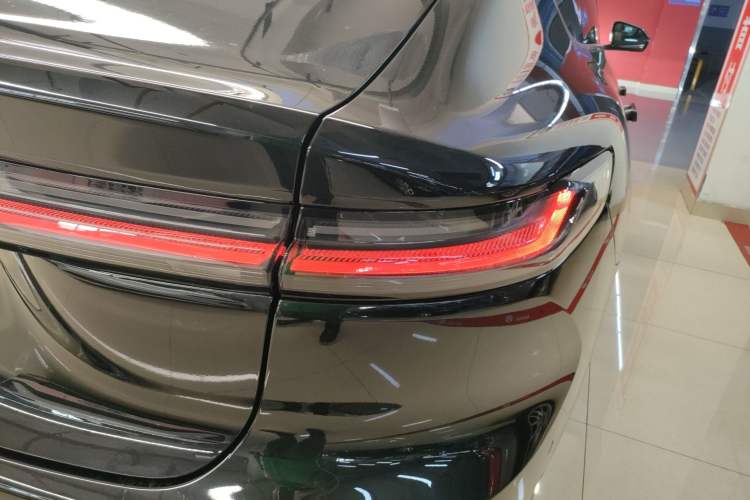 Used Nio ET7 2023 75 kWh Exterior 6