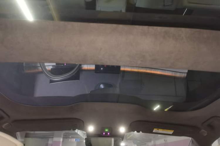 Used Nio ET7 2023 75 kWh Headliner