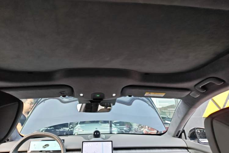 Used Nio ET7 2023 100kWh Signature Edition Headliner