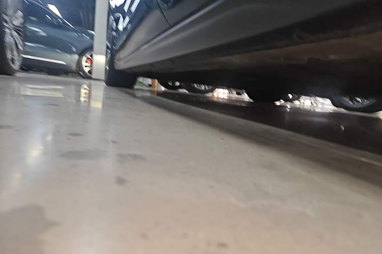 Used Nio ET7 2023 100kWh Signature Edition Left Side Sill