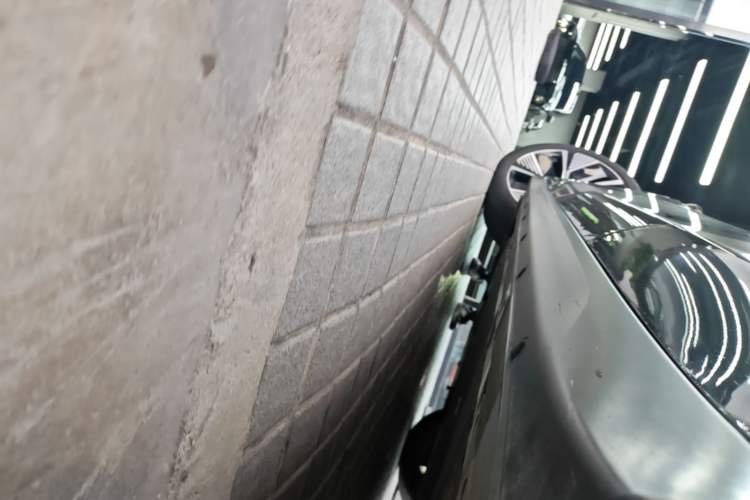 Used Nio ET7 2023 100kWh Signature Edition Left Side Sill