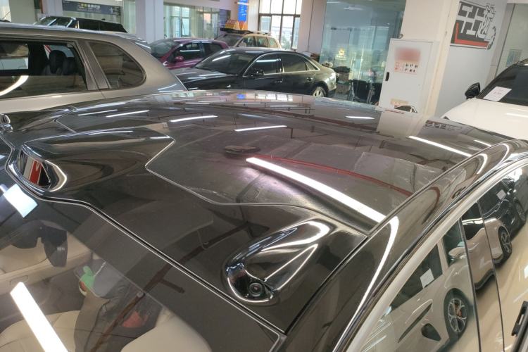 Used Nio ET7 2023 75 kWh Roof