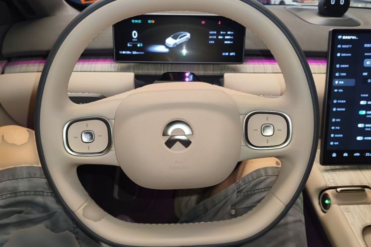 Used Nio ET7 2023 75 kWh Steering Wheel