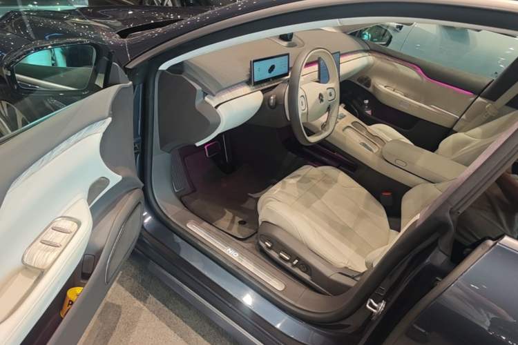 Used Nio ET7 2023 75 kWh Driver Seat