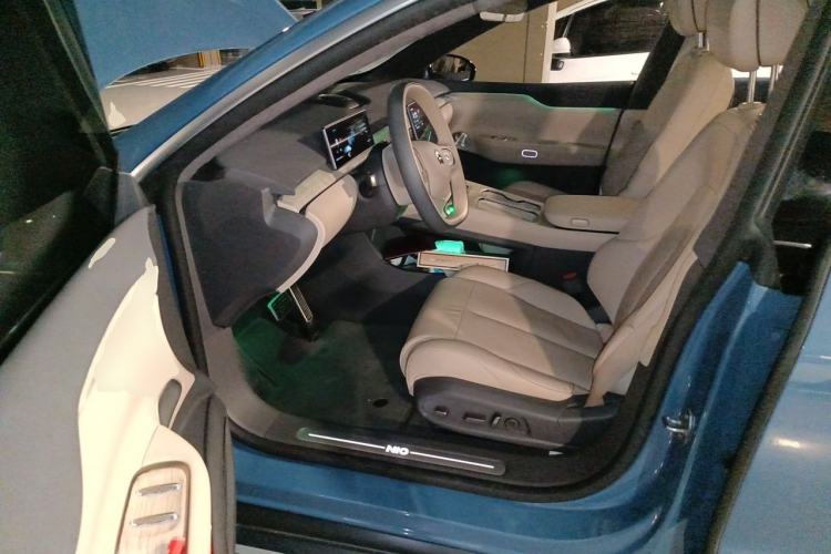 Used Nio ET7 2023 75 kWh Driver Seat