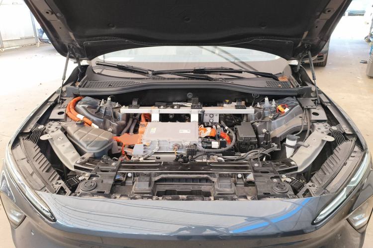 Used Nio ET7 2023 75 kWh Engine Bay
