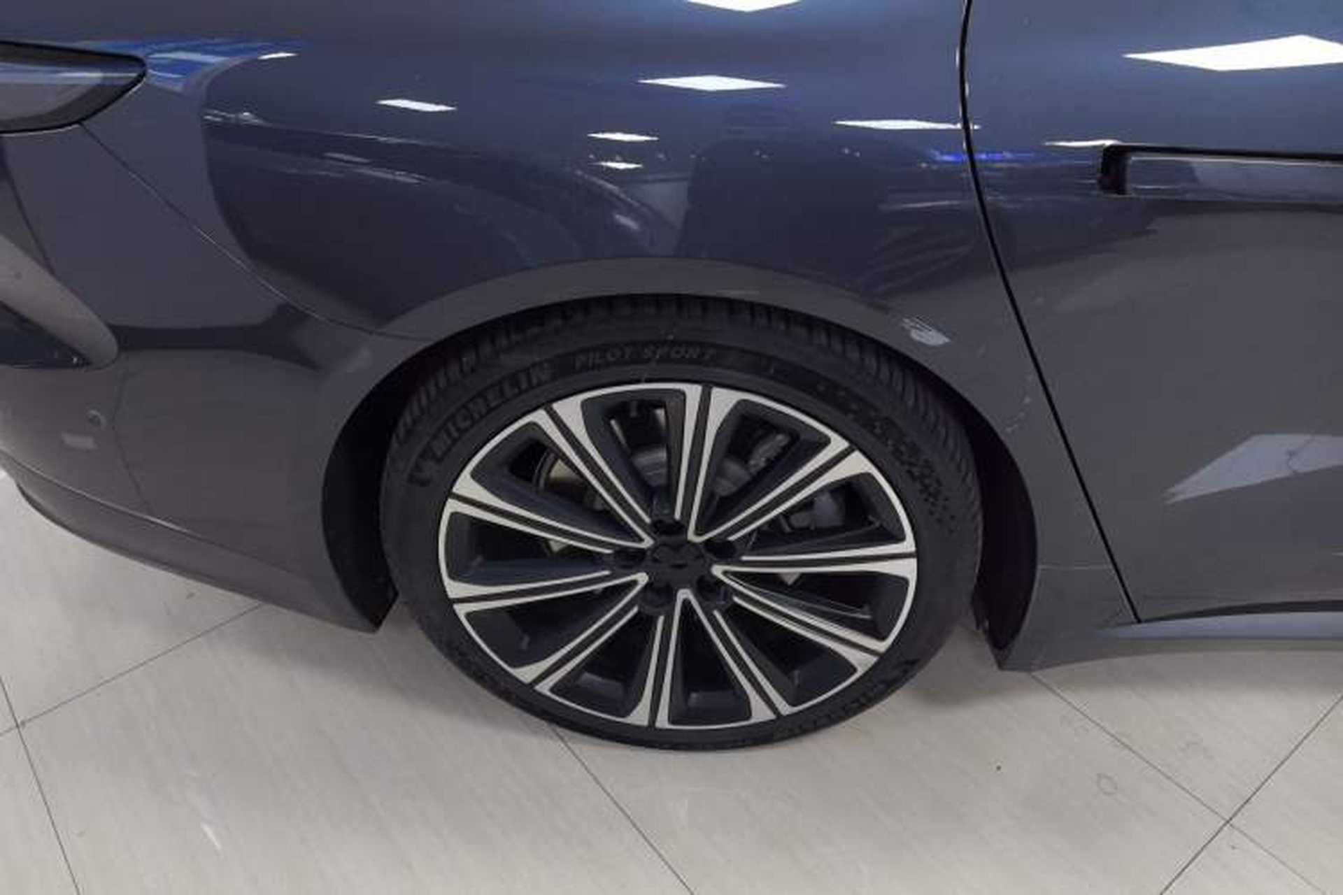 Used Nio ET7 2023 75 kWh Exterior 8