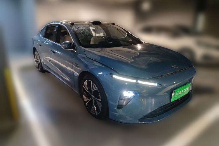 Used Nio ET7 2023 75 kWh Front Right 45 Deg