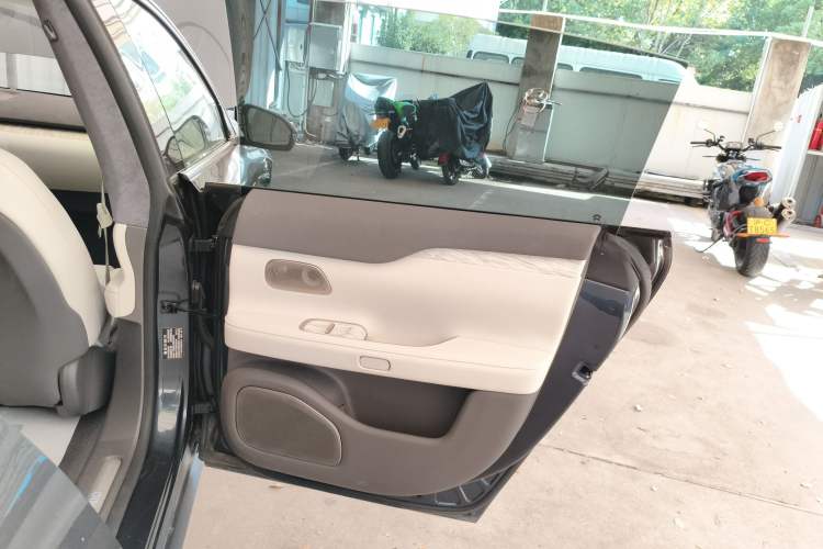 Used Nio ET7 2023 75 kWh Interior 6