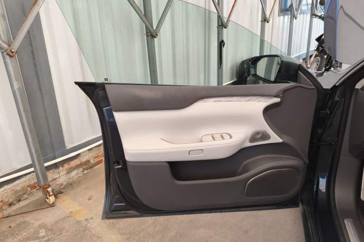 Used Nio ET7 2023 75 kWh Interior 7