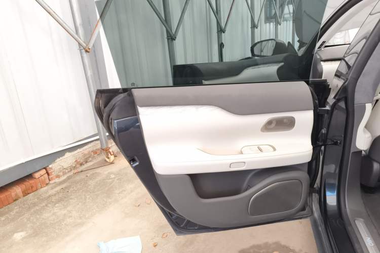 Used Nio ET7 2023 75 kWh Interior 8