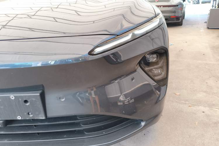 Used Nio ET7 2023 75 kWh Left Front Headlight