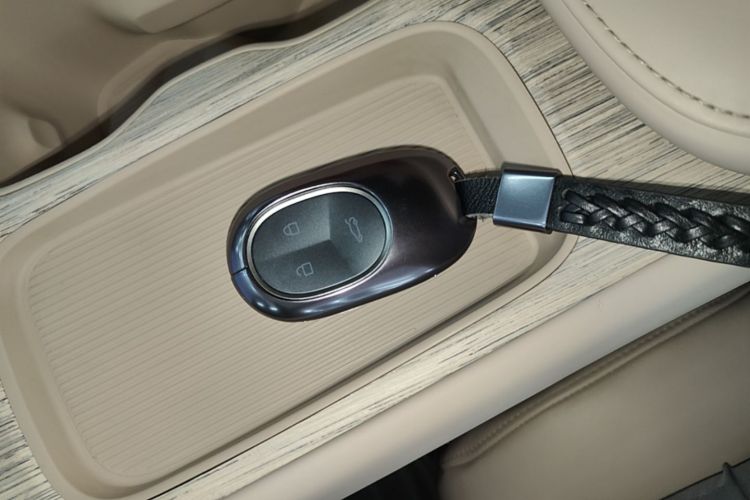 Used Nio ET7 2023 75 kWh Vehicle Key