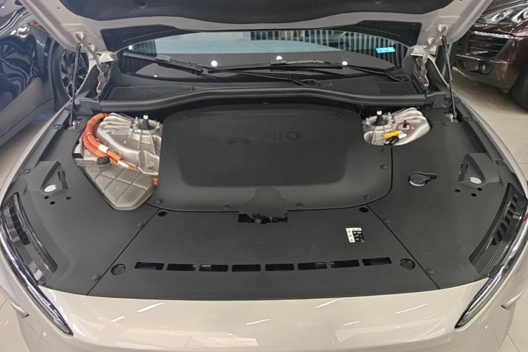 Used Nio ET7 2023 75 kWh Engine Bay