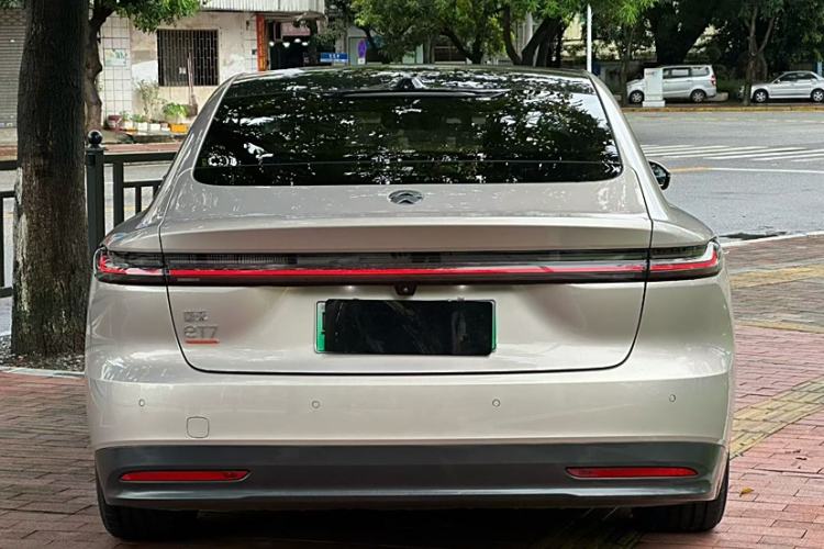 Used Nio ET7 2023 75 kWh Exterior 4