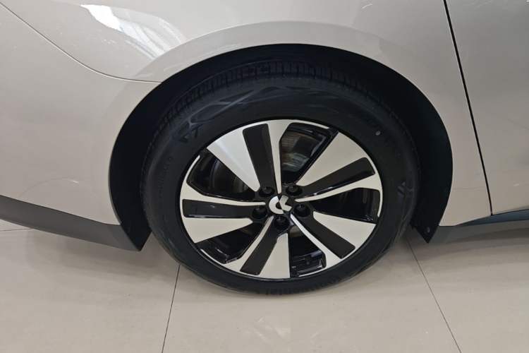 Used Nio ET7 2023 75 kWh Exterior 5