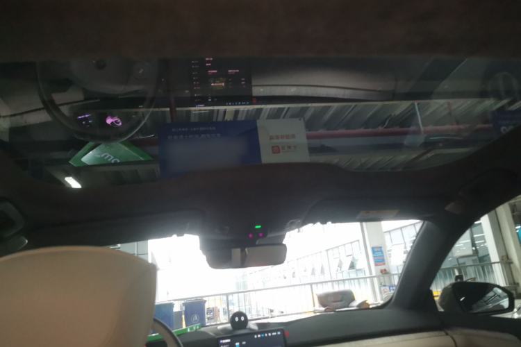 Used Nio ET7 2023 75 kWh Headliner