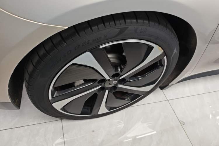 Used Nio ET7 2023 100kWh Signature Edition Right Rear Wheel Hub