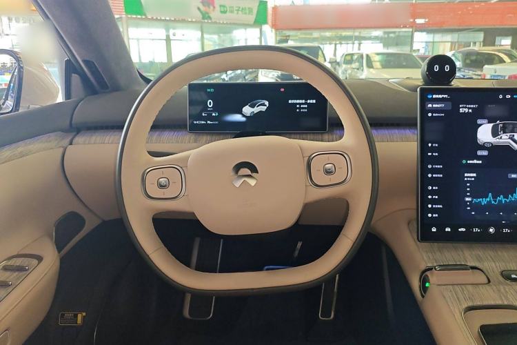 Used Nio ET7 2023 75 kWh Steering Wheel