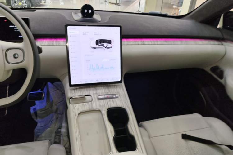 Used Nio ET7 2023 75 kWh Audio And AC Panel