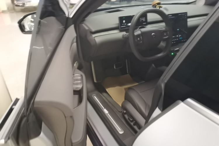Used Nio ET7 2023 75 kWh Driver Seat