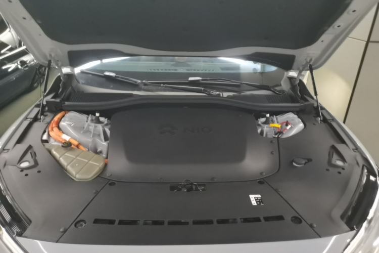 Used Nio ET7 2023 75 kWh Engine Bay