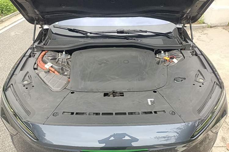 Used Nio ET7 2023 75 kWh Engine Bay