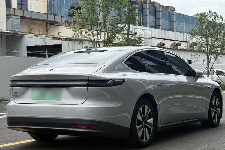 Used Nio ET7 2023 75 kWh Exterior 1