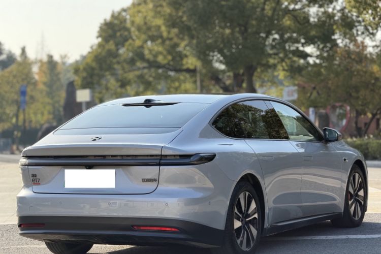 Used Nio ET7 2023 75 kWh Exterior 1